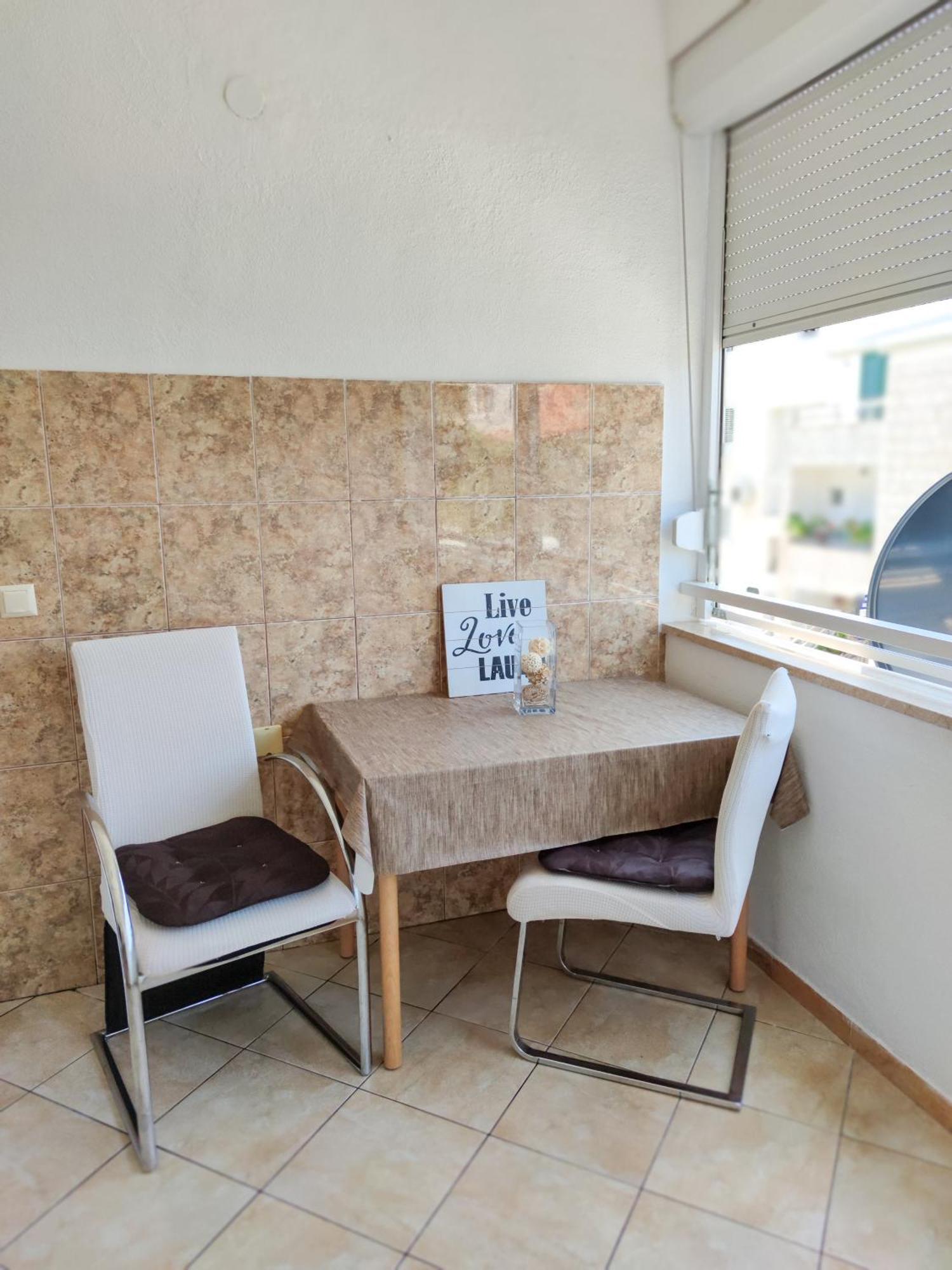 Apartments And Rooms Marica Makarska Quarto foto